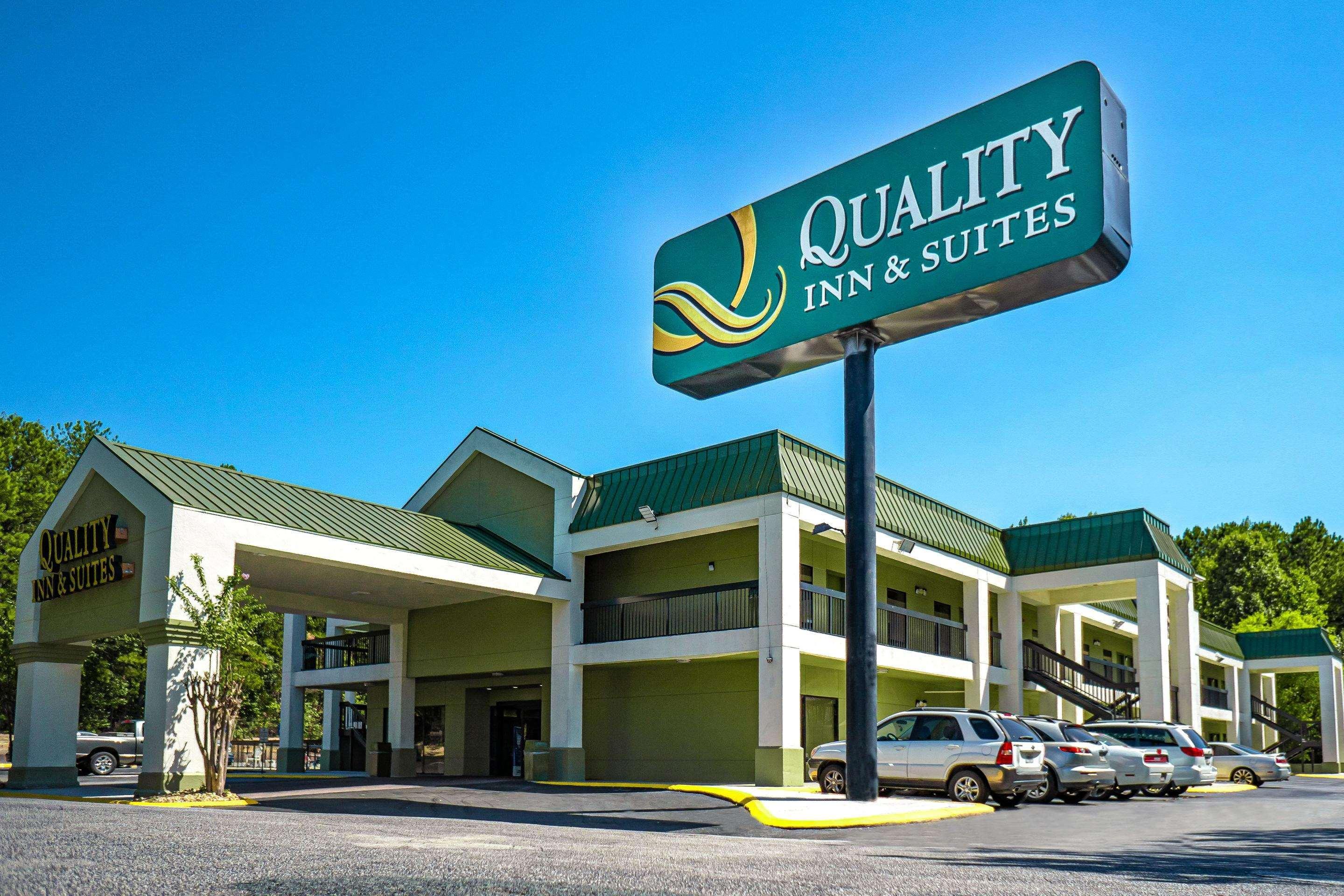 Quality Inn & Suites Near Six Flags - Austell Exterior foto