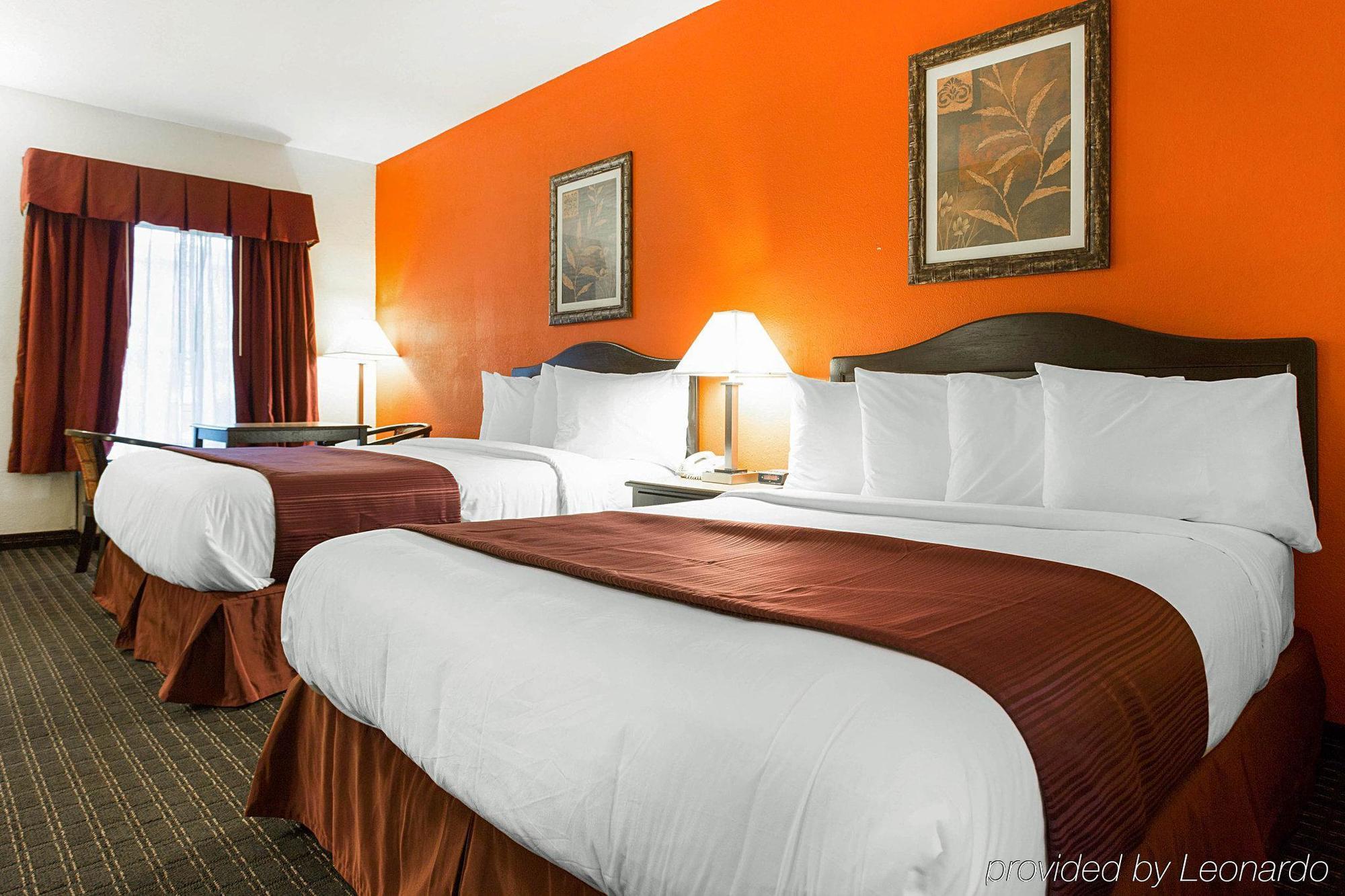 Quality Inn & Suites Near Six Flags - Austell Exterior foto